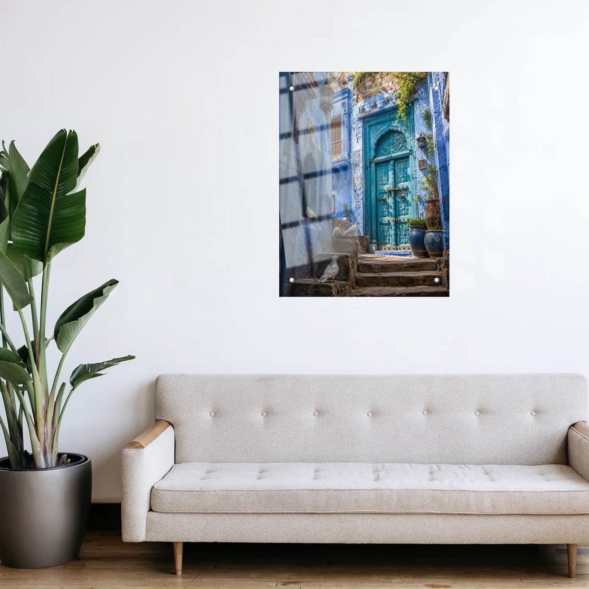 Azure Doorway, Whispering Pigeons — room view 3